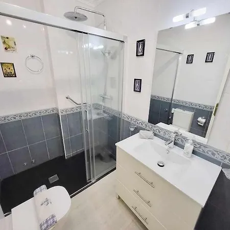 Boliches House 200m Wifi * Fuengirola
