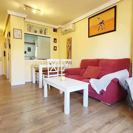 Boliches House 200m Wifi * Fuengirola