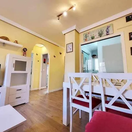 Boliches House 200m Wifi * Fuengirola