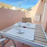 Boliches House! 200m Wifi شقة *