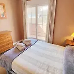 公寓 Boliches House! 200m Wifi 丰希罗拉