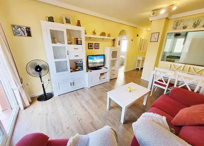 Boliches House! 200m Wifi Fuengirola