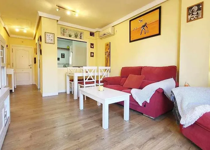 Boliches House! 200m Wifi * Fuengirola